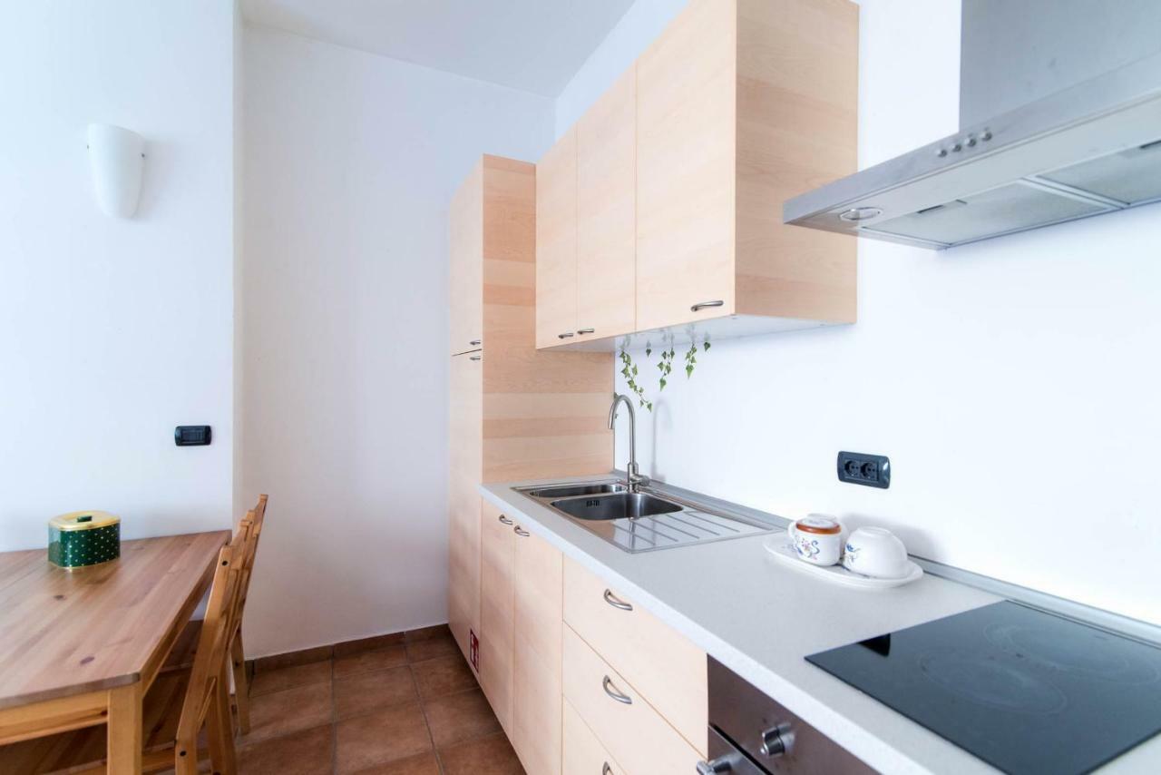 Al Piccolo Molo Apartamento Como Exterior foto