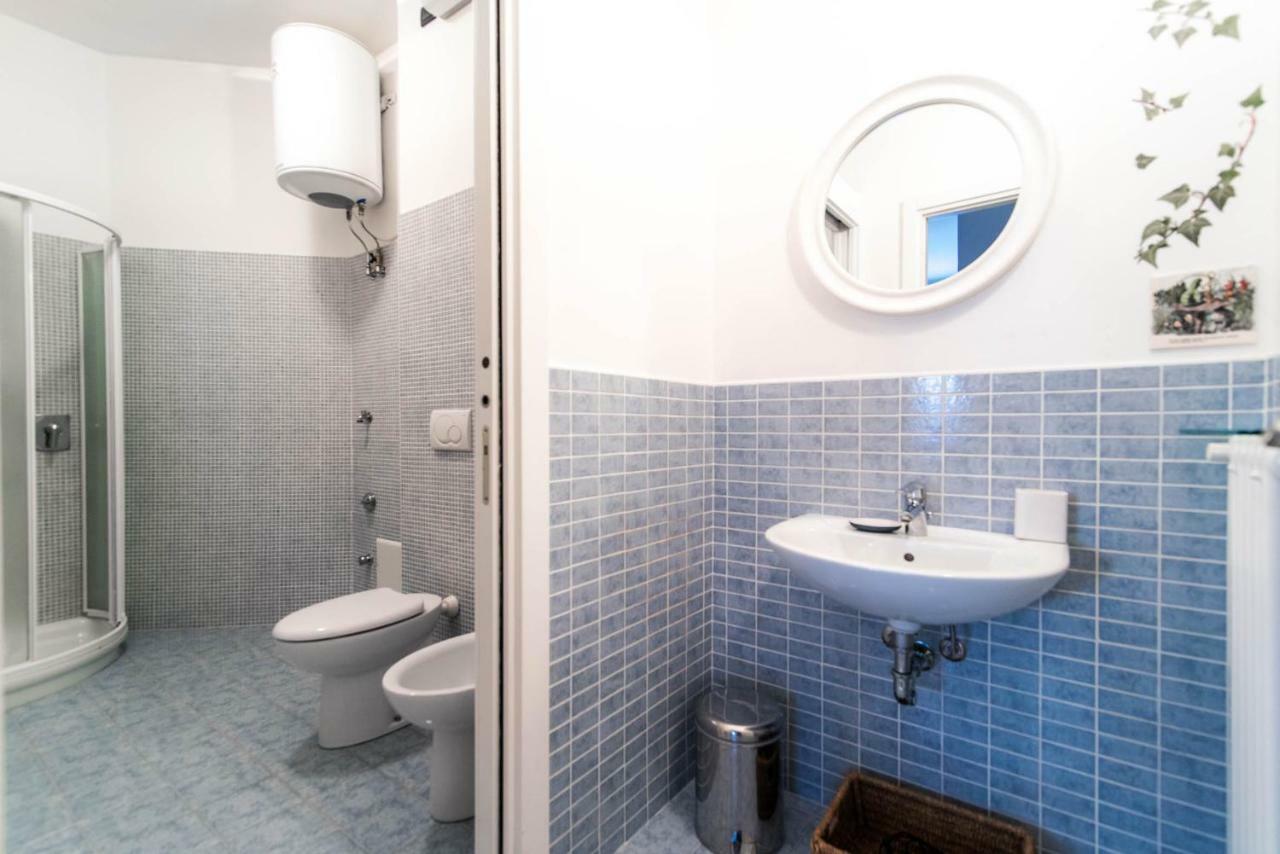 Al Piccolo Molo Apartamento Como Exterior foto