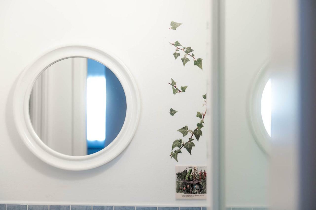 Al Piccolo Molo Apartamento Como Exterior foto